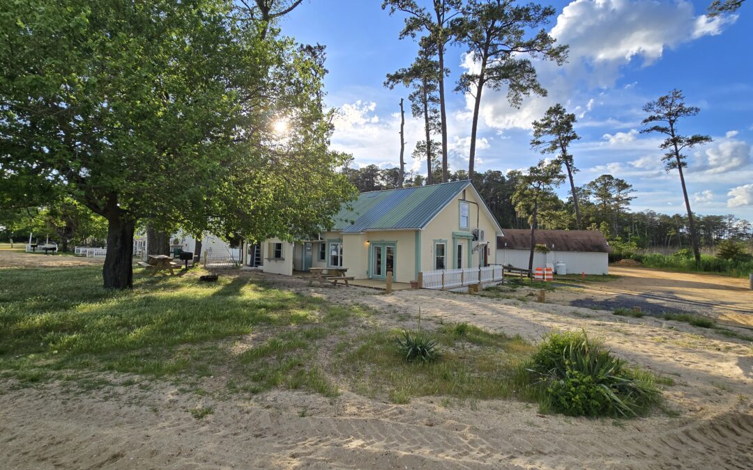 #3 Beachfront Lodge